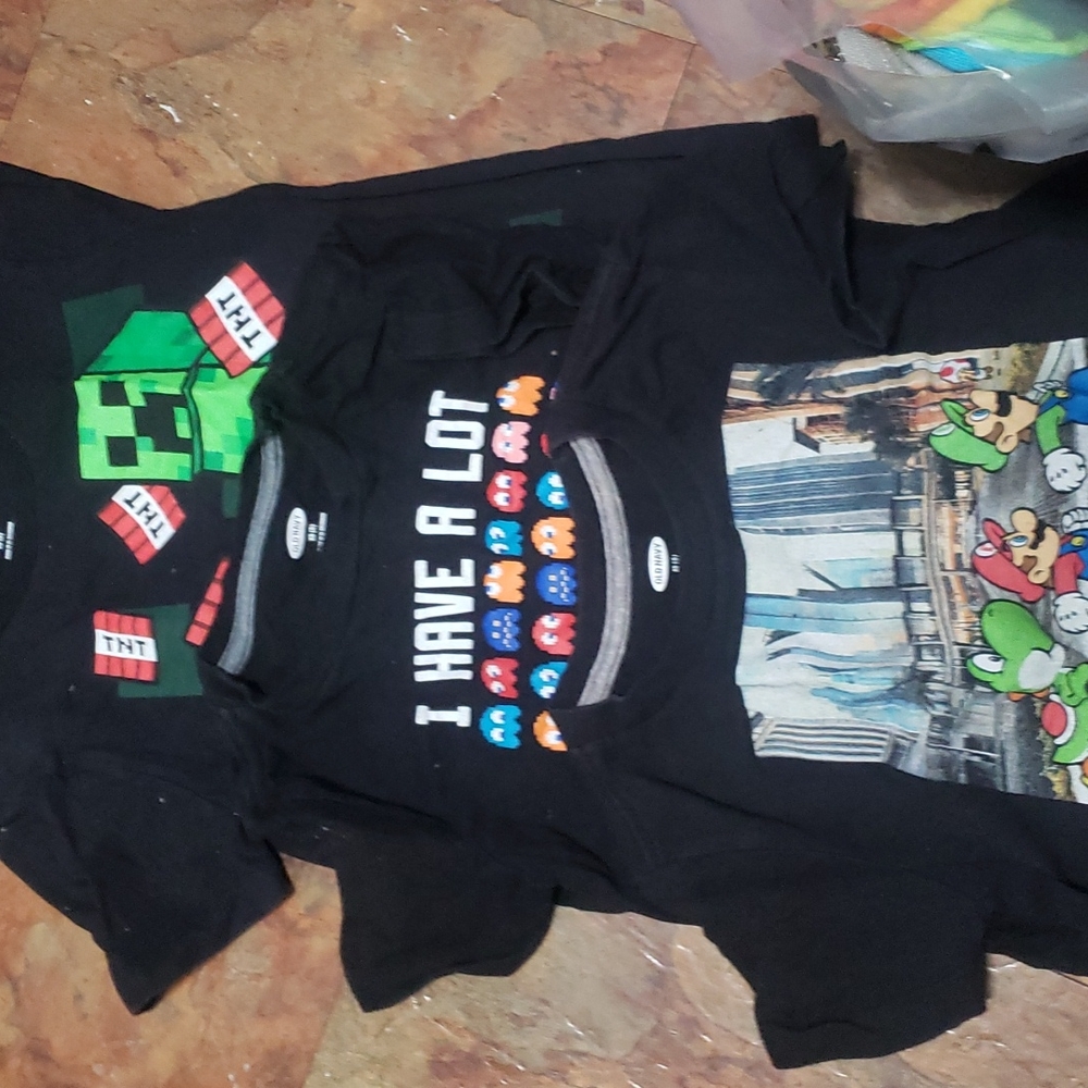 Black t-shirt bundle  characters